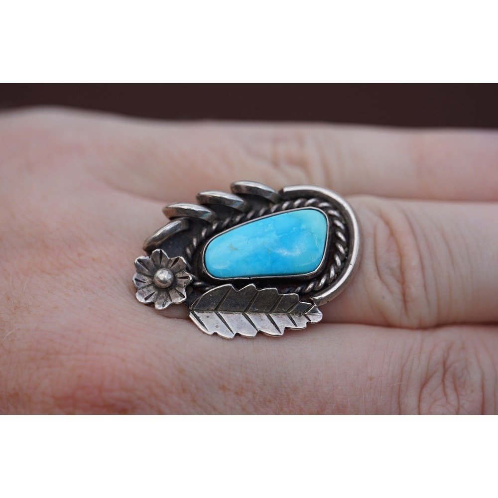 Old Pawn Navajo Native American Indian Sterling Silver Turquiose Ring Size 9.25